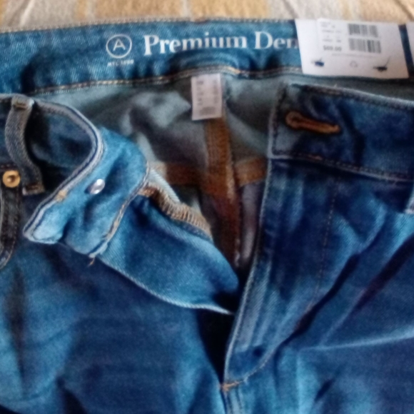 NEW COPY - Stretchy skinny Jeans - Picture 5 of 7